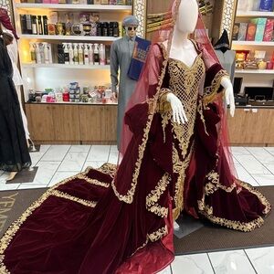 Luxurious Long Sleeve Burgundy and Gold Henna bridal Omani/yemeni Dress